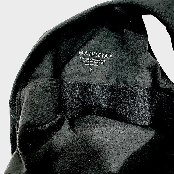 ATHLETA Conscious Cut Out Crop D-DD Active Workout Yoga Black NWT Size Small - Picture 7 of 7